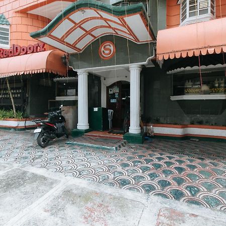 Hotel Reddoorz Near East Avenue Medical Center Quezon City Exterior foto