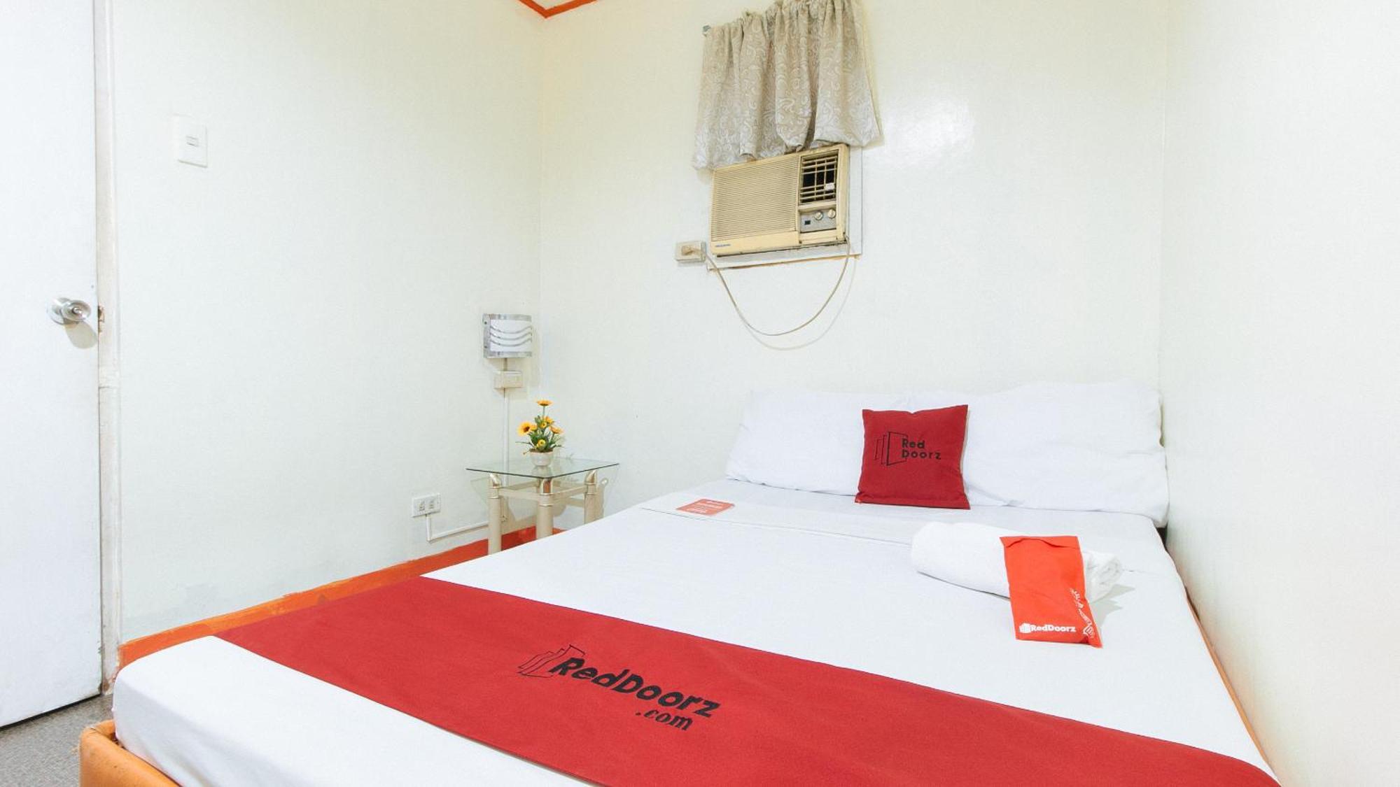 Hotel Reddoorz Near East Avenue Medical Center Quezon City Exterior foto