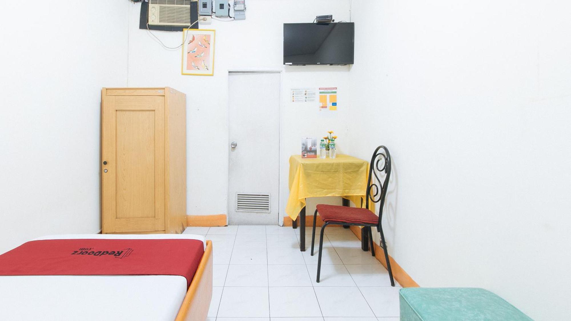 Hotel Reddoorz Near East Avenue Medical Center Quezon City Exterior foto