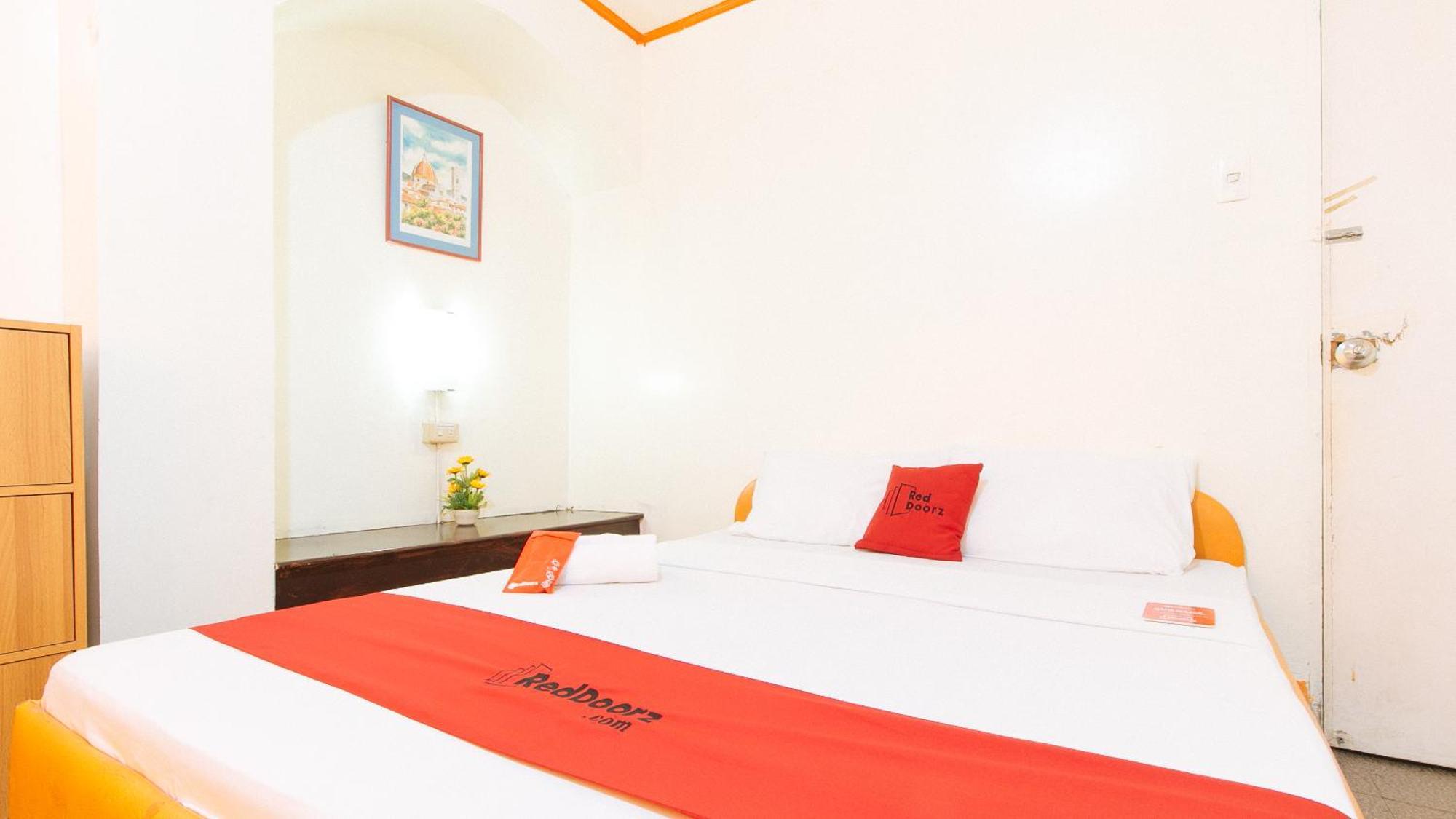 Hotel Reddoorz Near East Avenue Medical Center Quezon City Exterior foto