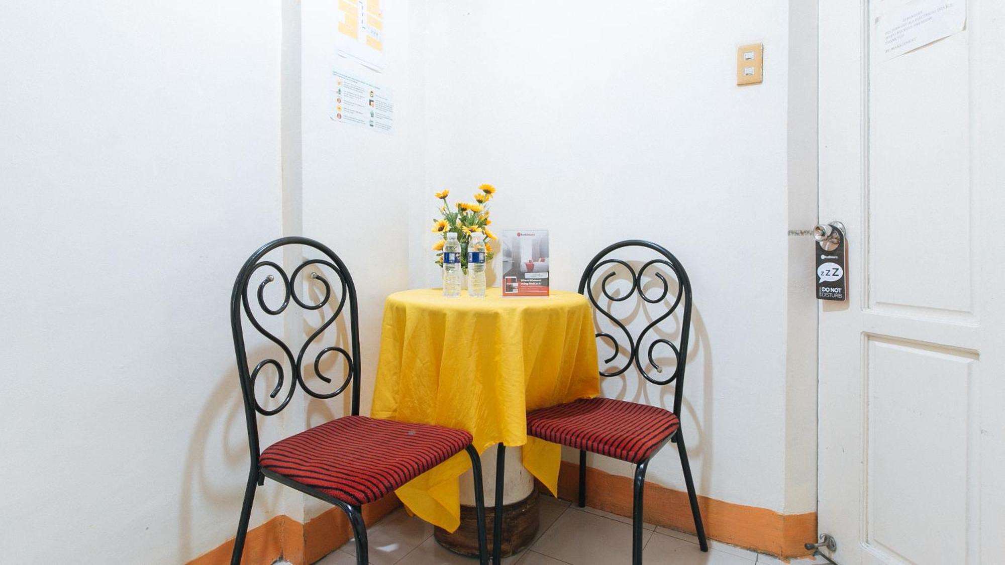 Hotel Reddoorz Near East Avenue Medical Center Quezon City Exterior foto