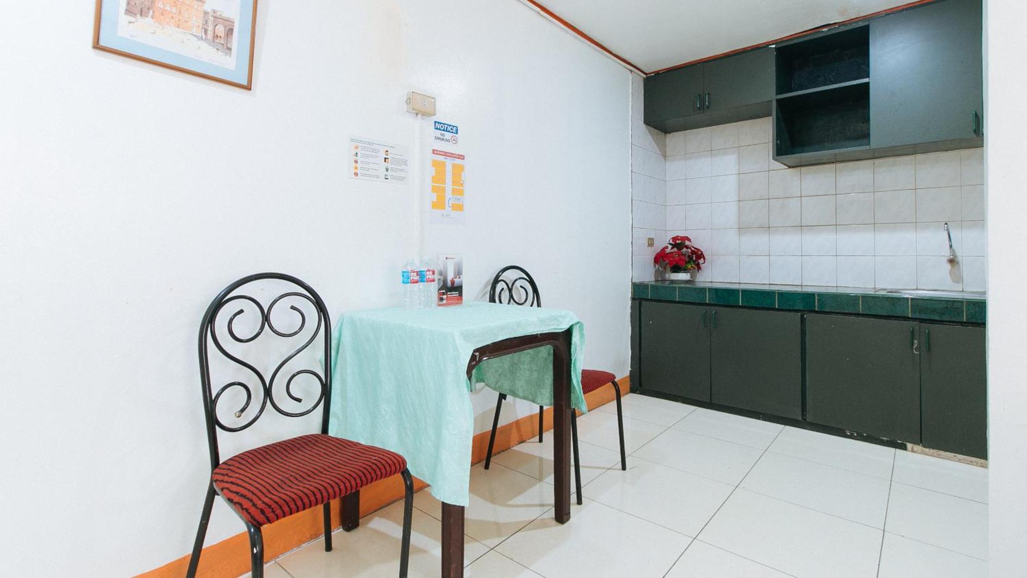 Hotel Reddoorz Near East Avenue Medical Center Quezon City Exterior foto