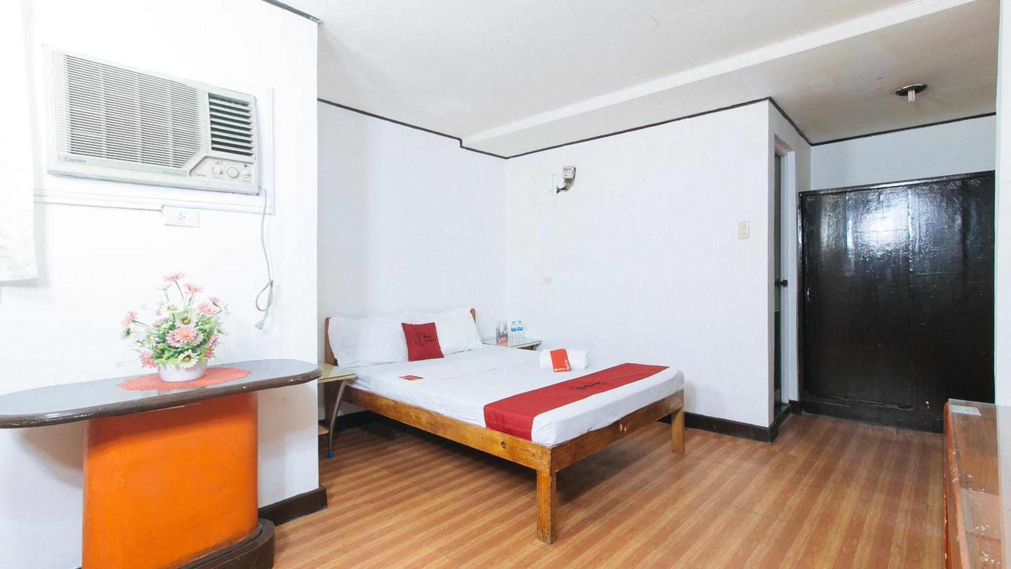 Hotel Reddoorz Near East Avenue Medical Center Quezon City Exterior foto
